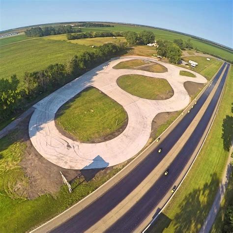 Willowbank Raceway is located 30-45 minutes west of Brisbane, in Queensland, Australia. . Drag racing tracks near me